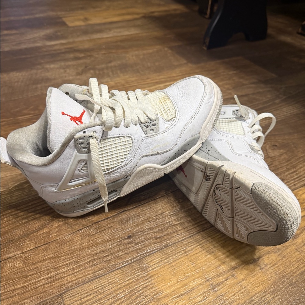 Air Jordan 4 Retros